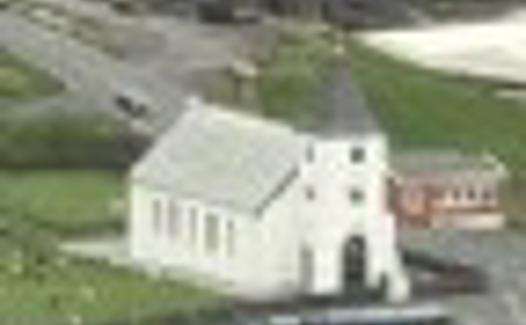 Hátíðarhald á Eiði í sambandi við, at kirkjan verður 125 ár.