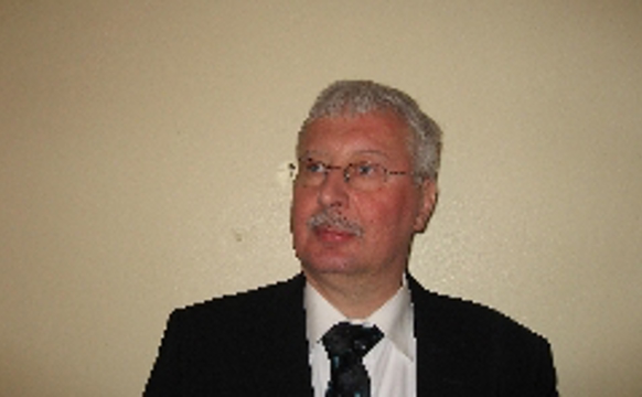 Trinni týdningarmikil val innan eitt ár!