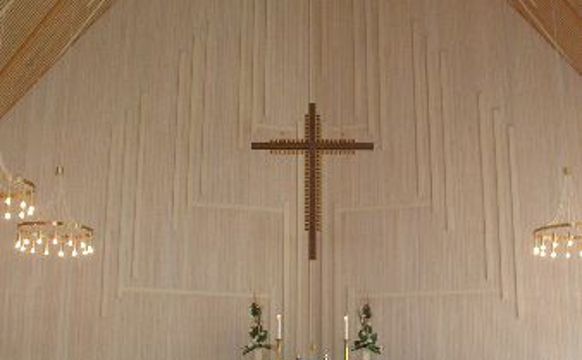 Familjugudstænasta og adventshugni í Fuglafjarðar kirkju