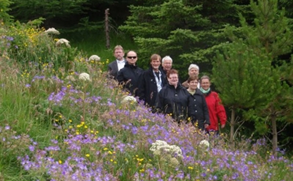 Í Guðs fríðu náttúru