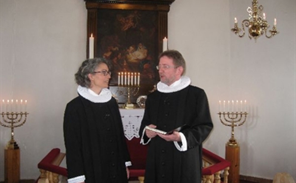 Kirsten Donskov Felter innsett í Viðareiðis kirkju