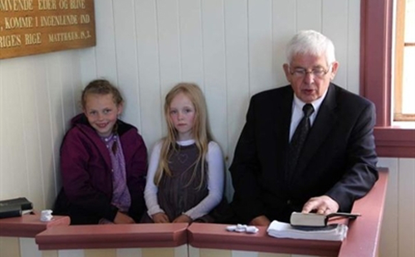 Skúvoyar kirkja 75 ár