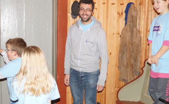 - Vit mugu taka børnini í álvara