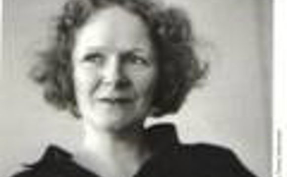 Marianna Debes Dahl:
Verja móti tí ranga