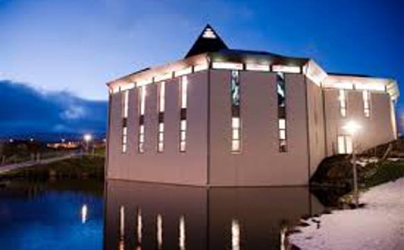 Prestainnseting í Hoyvíkar kirkju