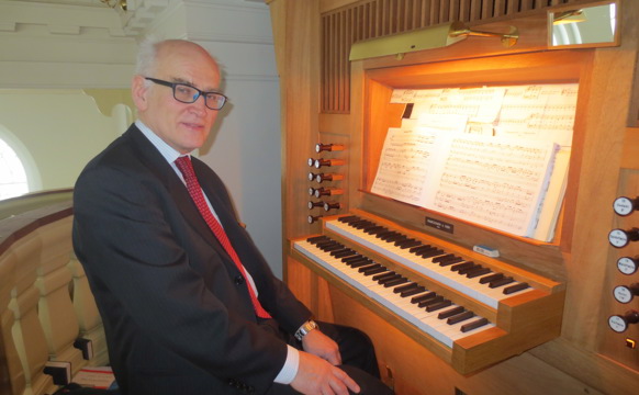 Pastor emeritus Martin R. Jacobsen