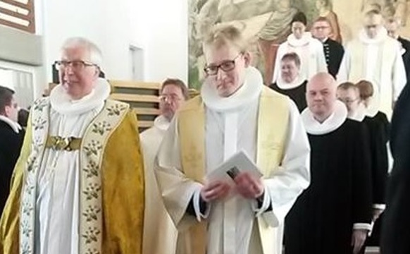 Jóannes Purkhús: - Viðareiði er gott stað at byrja sum prestur