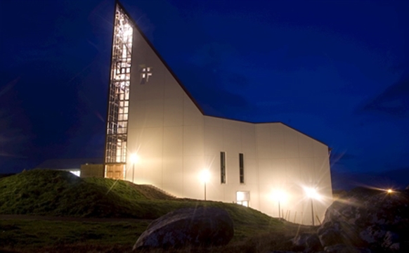 Hoyvíkar kirkja 9 ár