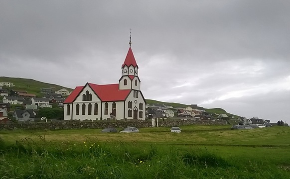 Sandavágs kirkja 100 ár