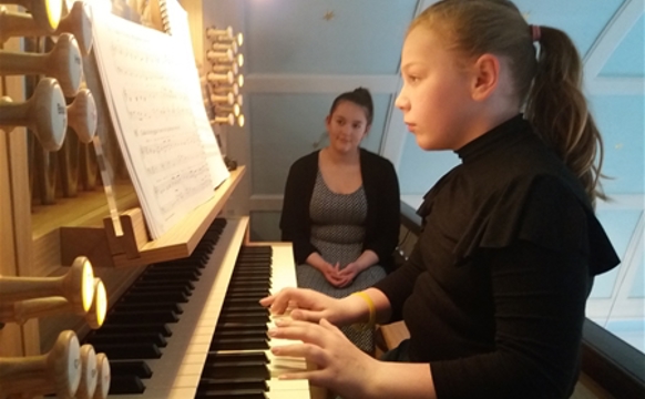 Una (12 ár): - Eg má venja hvønn einasta dag