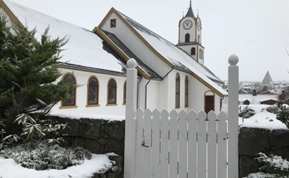 Tríggjar prestasetanir - og tvær vígslur í Dómkirkjuni