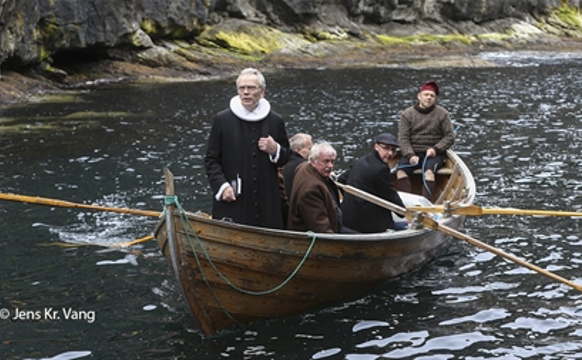 SKAPANARGUDSTÆNASTA Í GJÓNNI VIÐ GJÓGV
við kór- og einsongi, urgu- og horntónleiki.