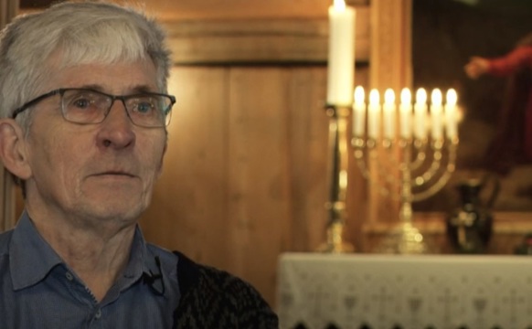 Vit eru errin av okkara altartalvu