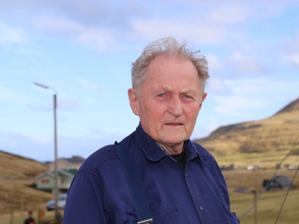 Hanus Undir Leitinum.jpg