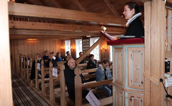 kollafjardarkirkja1 (002).jpg