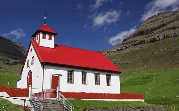 Árnafjardar Kirkja